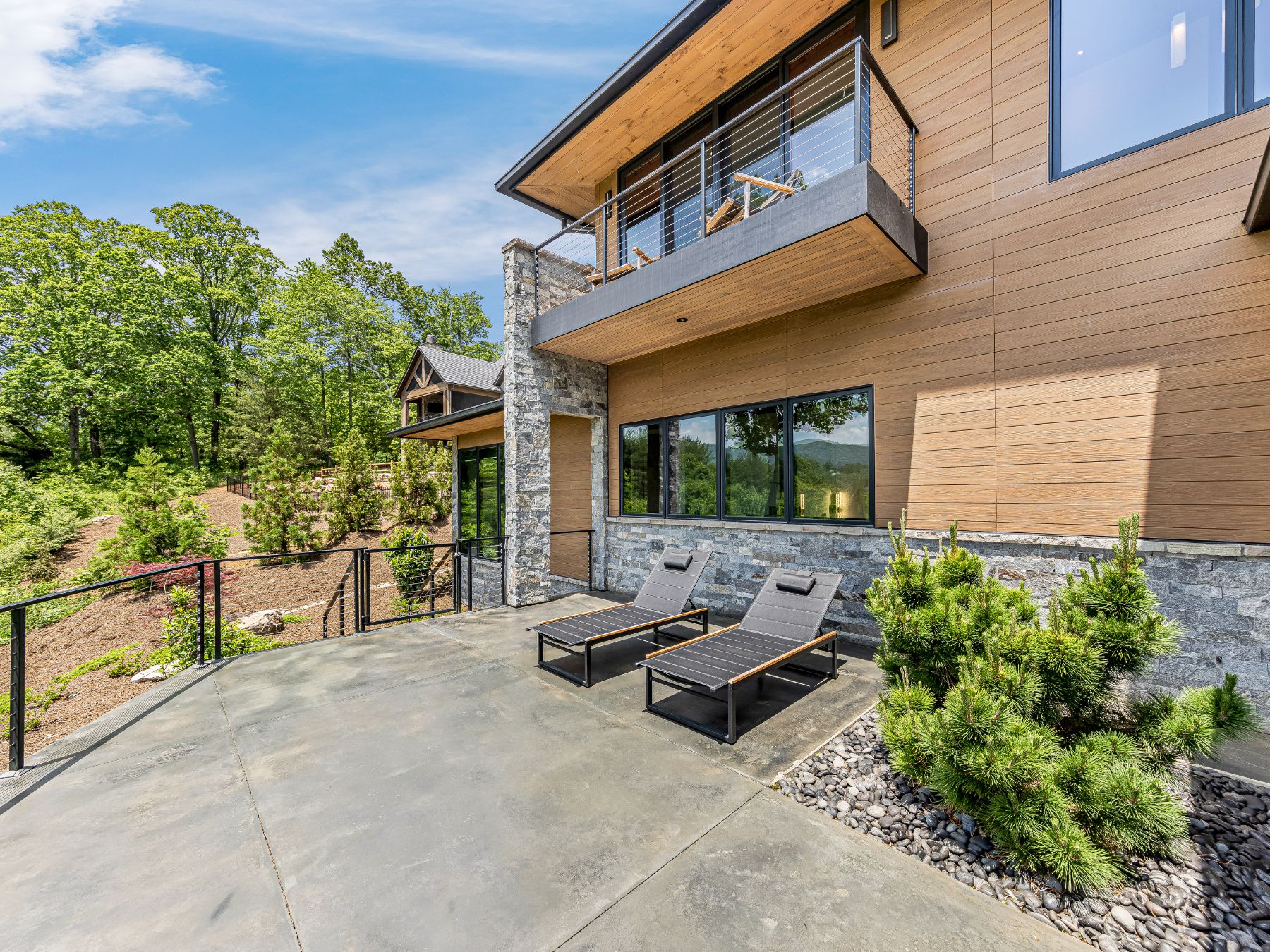 brush creek home in asheville nc usa