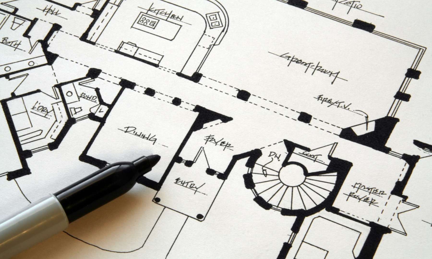 Is it Better to Buy a Plan or Design Custom?