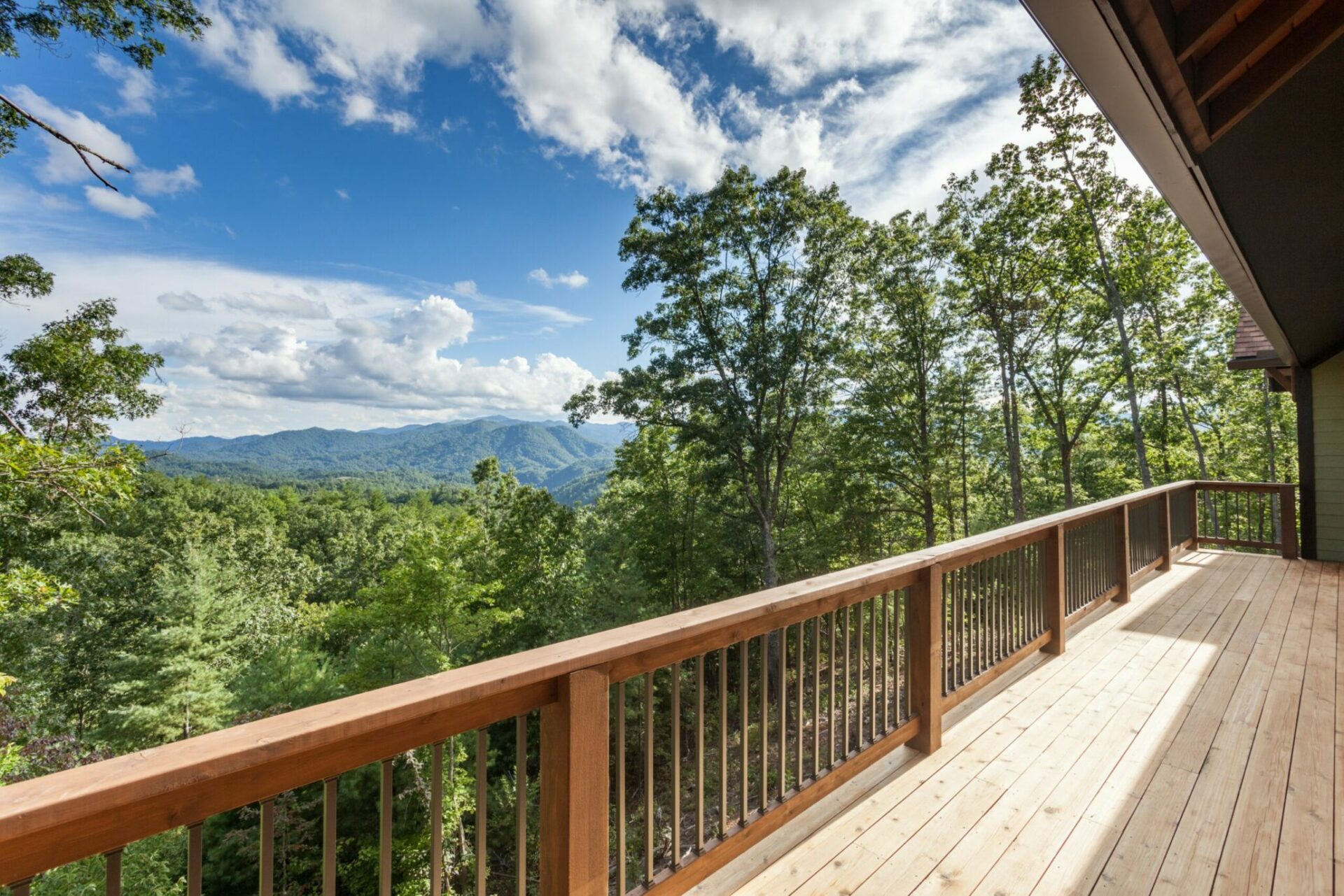The 2016 Southern Living Inspired Home: A mountain home at one with its setting