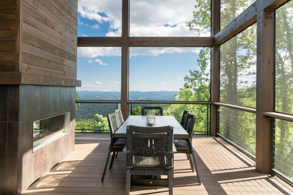 luxury mountain homes for sale in NC, USA