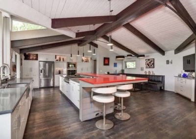 Luxury treehouse NC